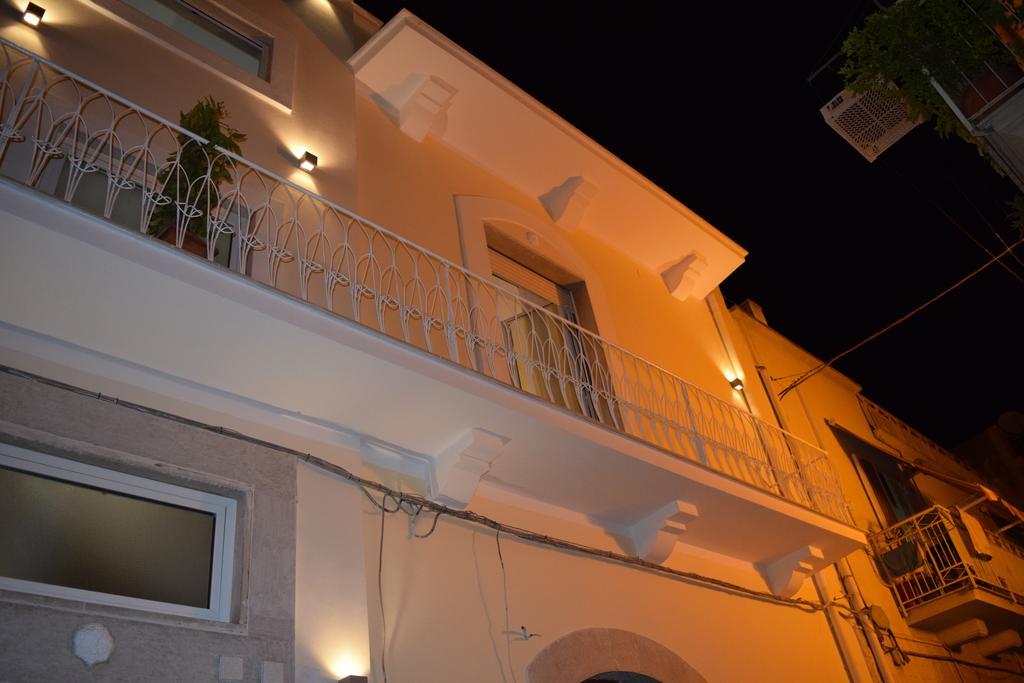 קנוסה די פוליה Domus Al Corso Con Servizio B&B מראה חיצוני תמונה