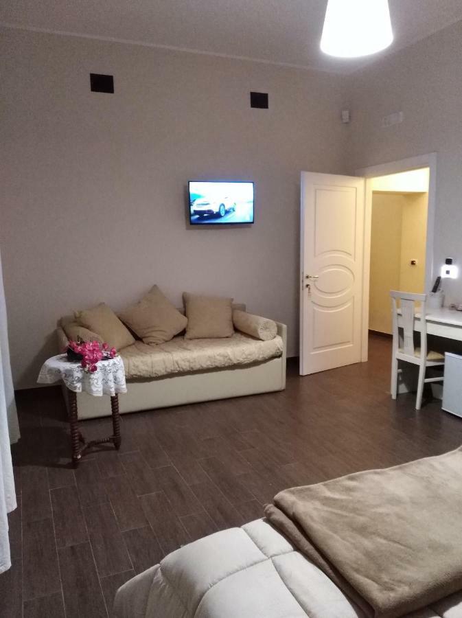 קנוסה די פוליה Domus Al Corso Con Servizio B&B מראה חיצוני תמונה